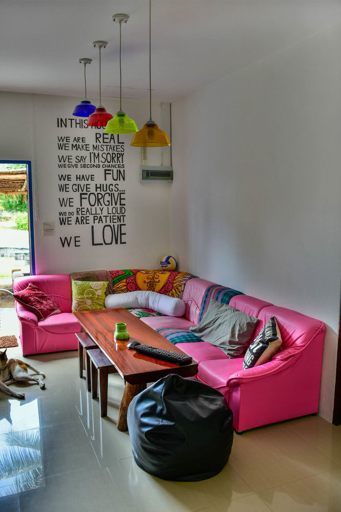 Love Station Hostel Bantaj Kültér fotó
