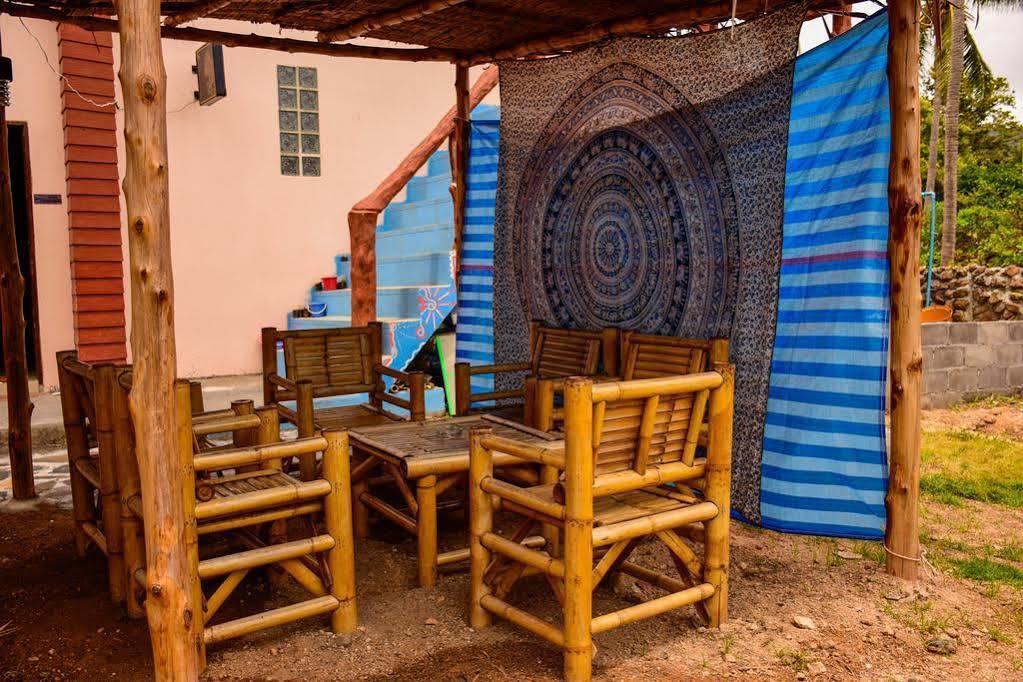 Love Station Hostel Bantaj Kültér fotó
