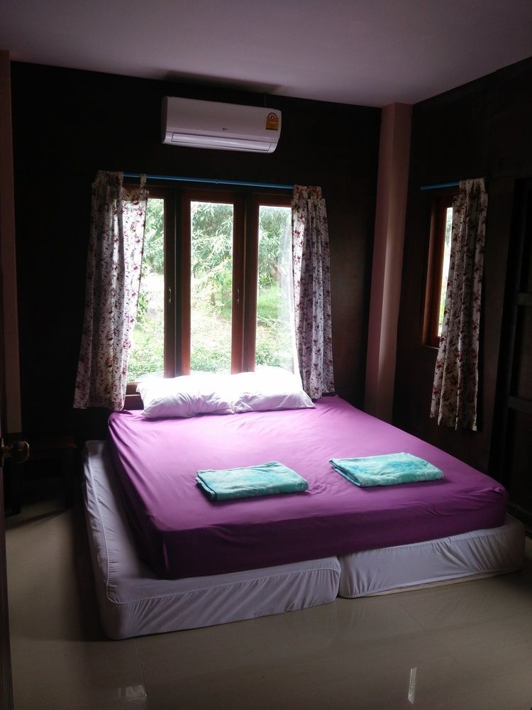 Love Station Hostel Bantaj Kültér fotó